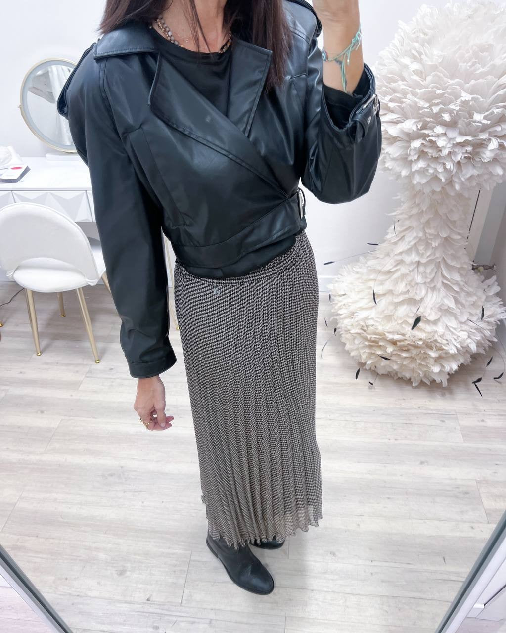CHIODO CROPPED