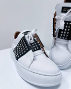SNEAKERS BLACK & WHITE