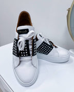 SNEAKERS BLACK & WHITE