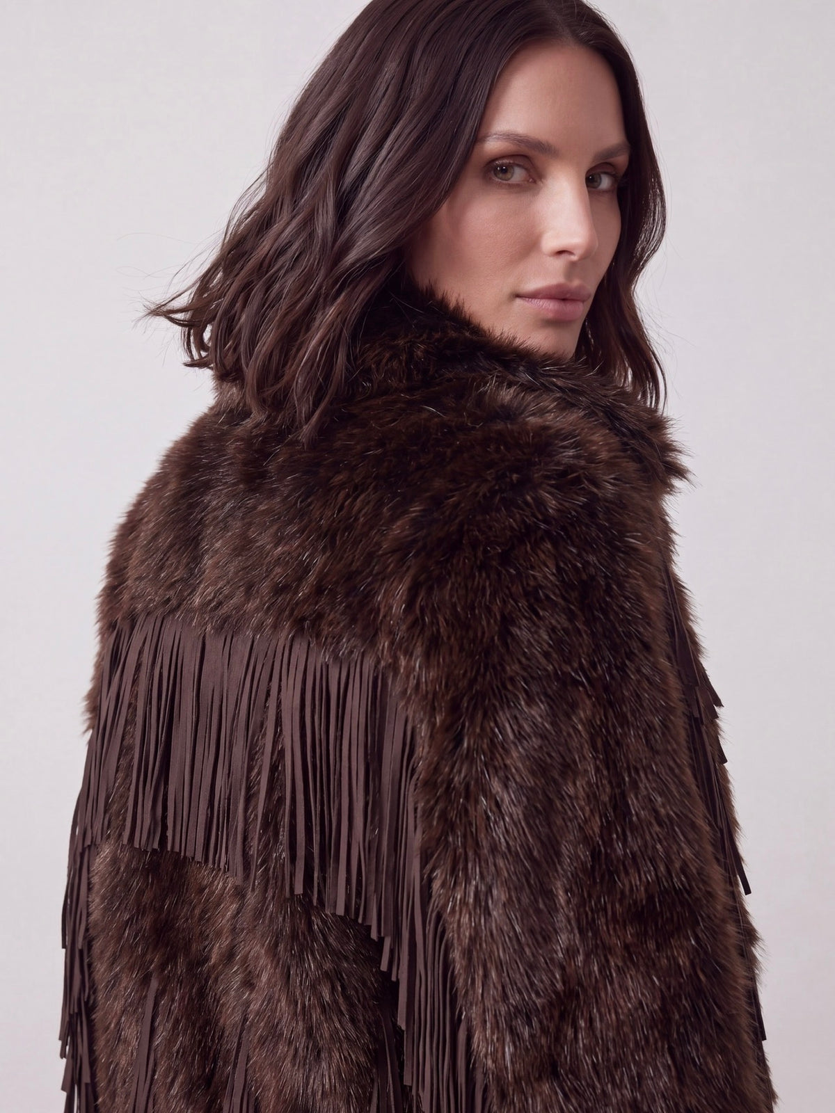 CAPPOTTO ECOPELLICCIA MORO CON FRANGE
