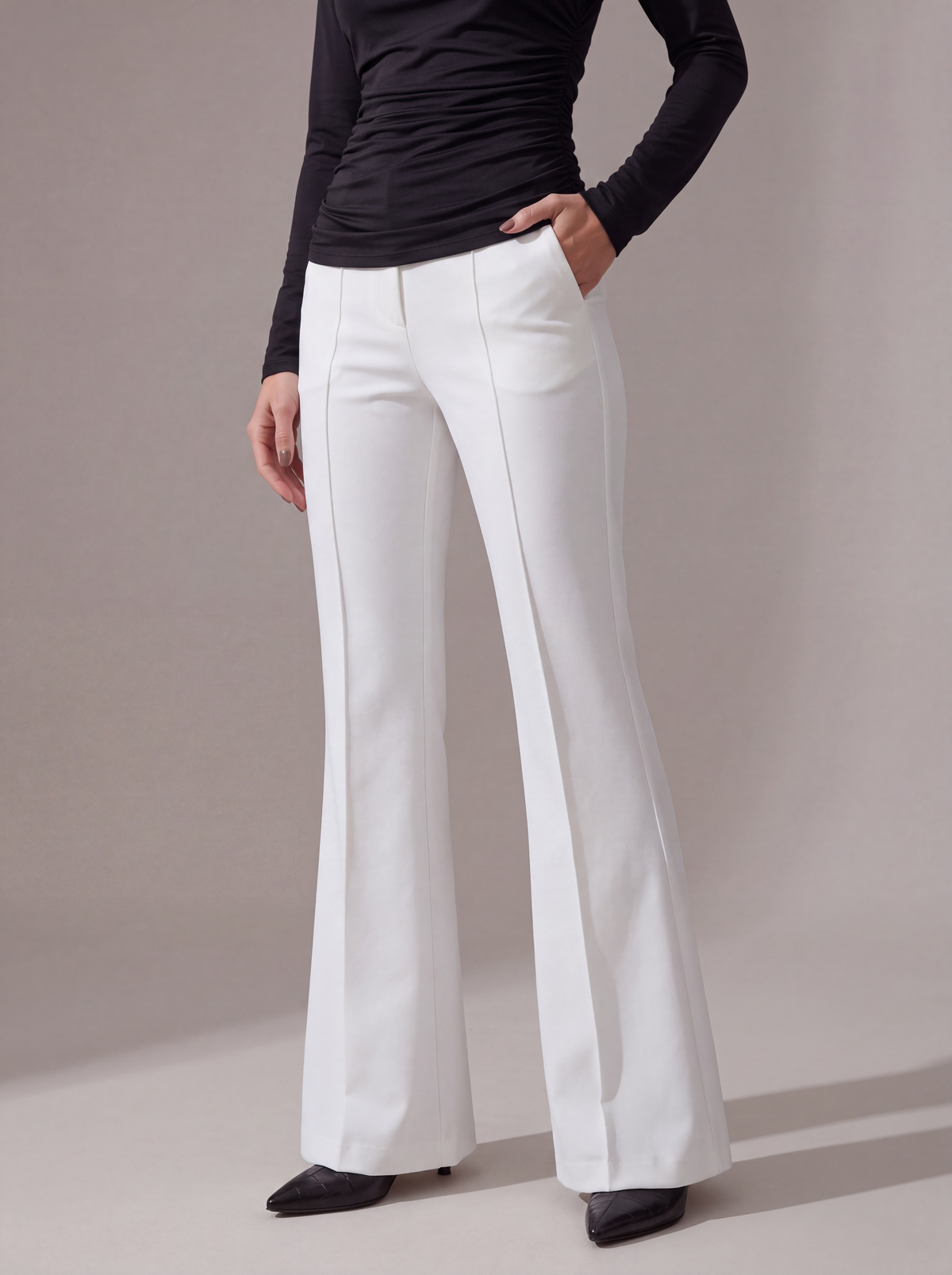PANTALONI FLARE BIANCHI