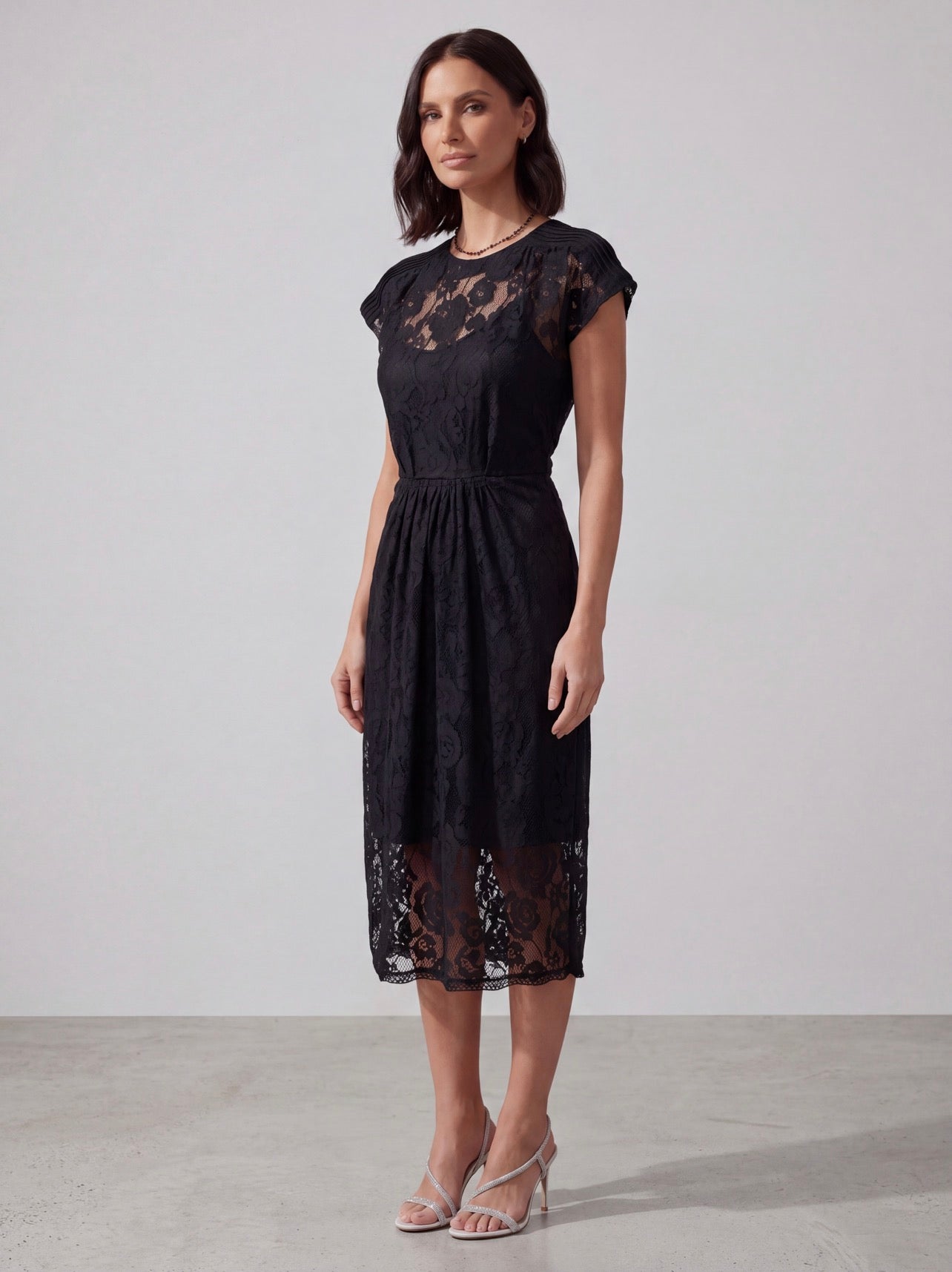 ABITO MIDI PIZZO