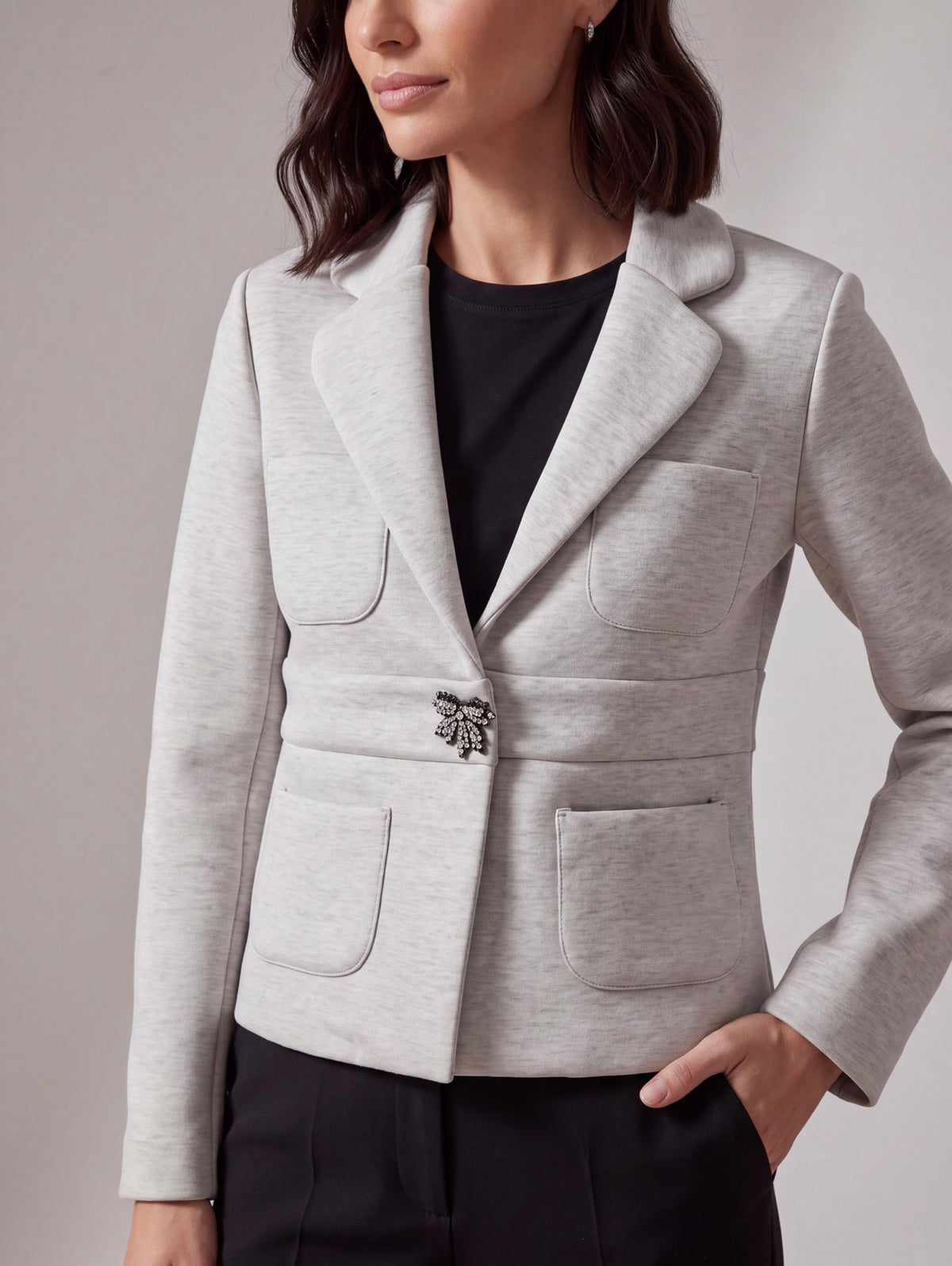 GIACCA NEOPRENE GHIACCIO CON SPILLA GIOIELLO
