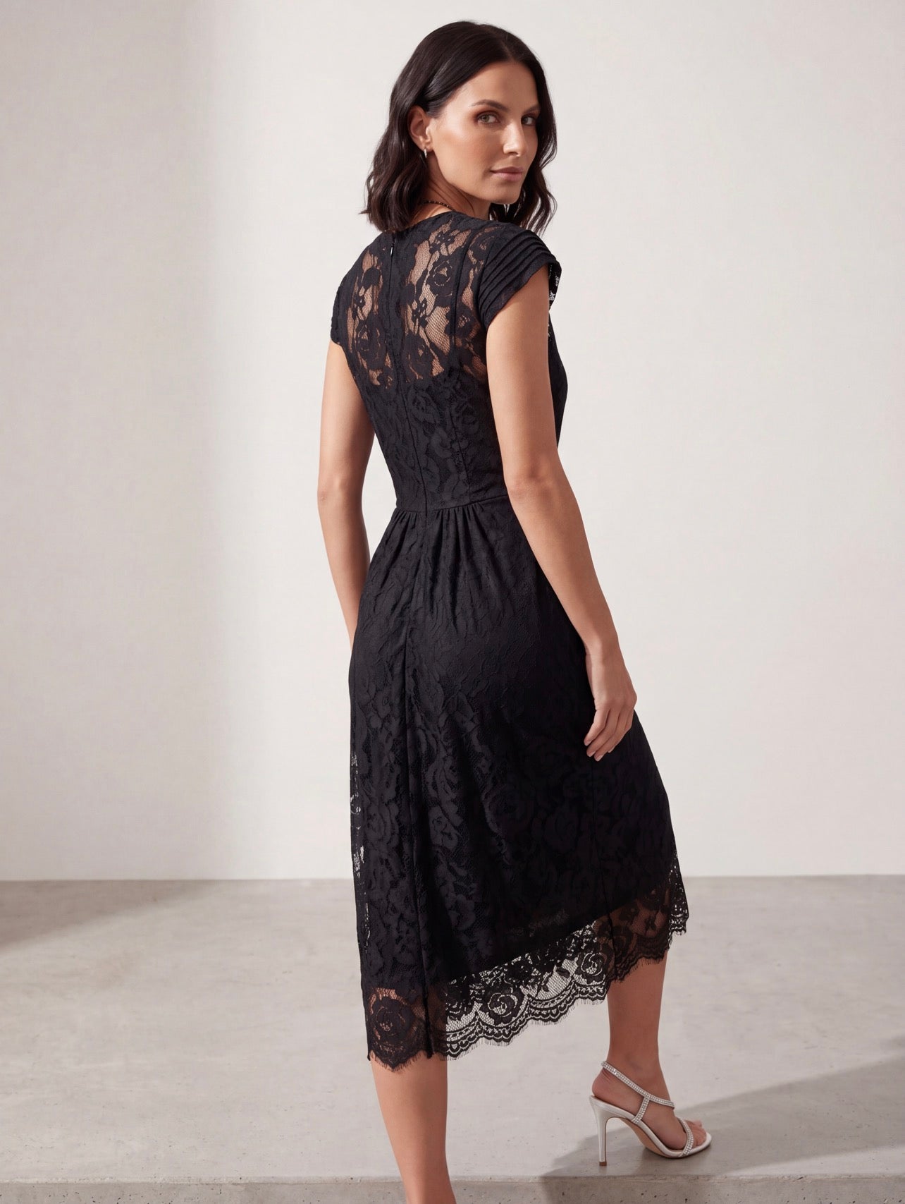 ABITO MIDI PIZZO