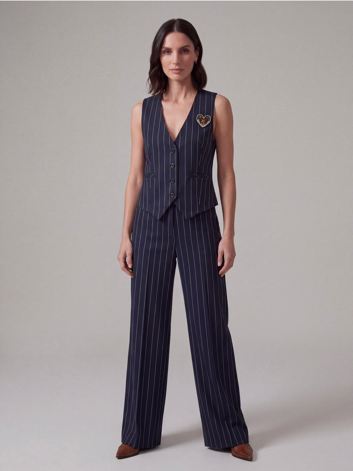 GILET GESSATO CON SPILLA