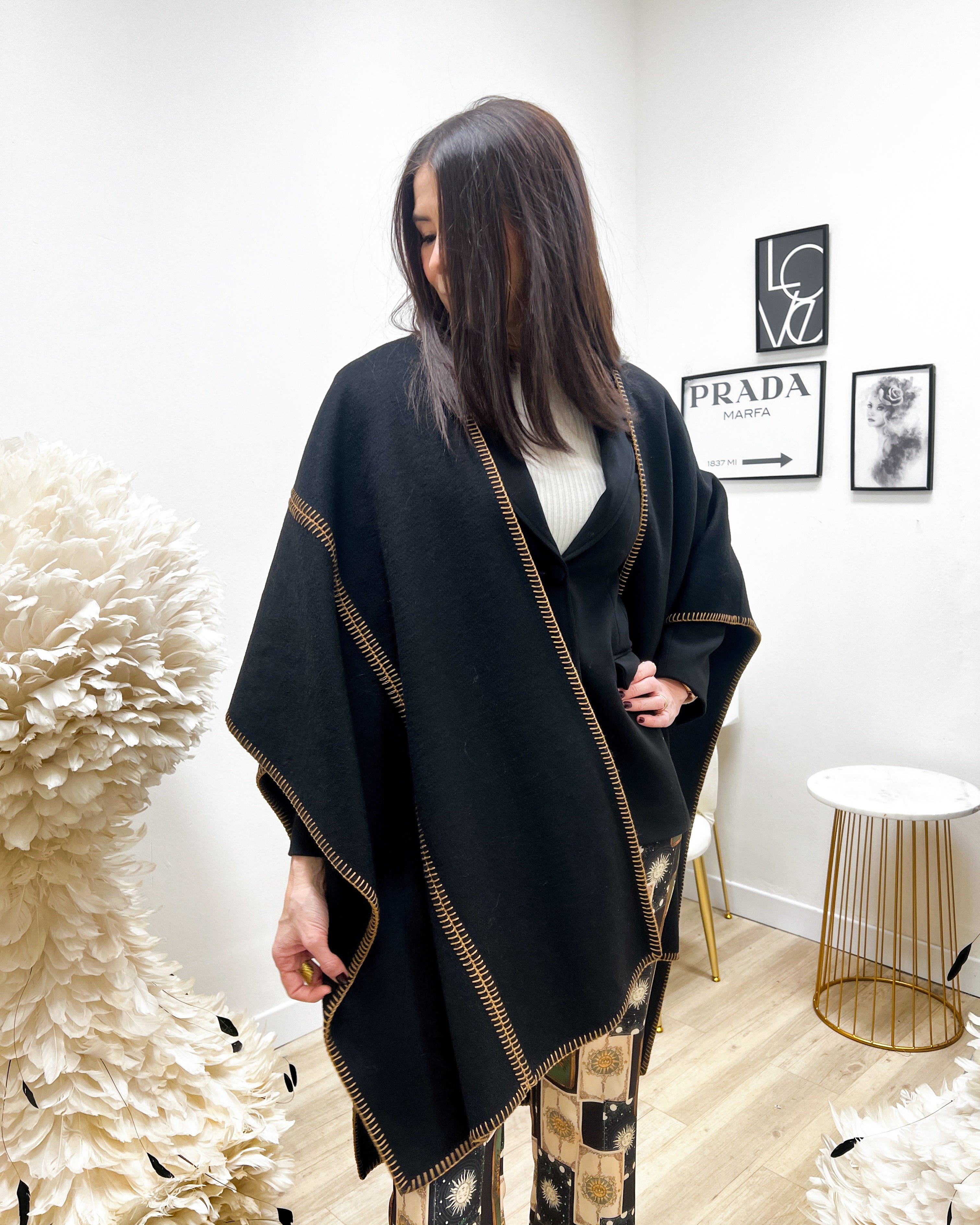 MANTELLA CON CINTURA