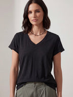 TSHIRT SCOLLO A V BLACK