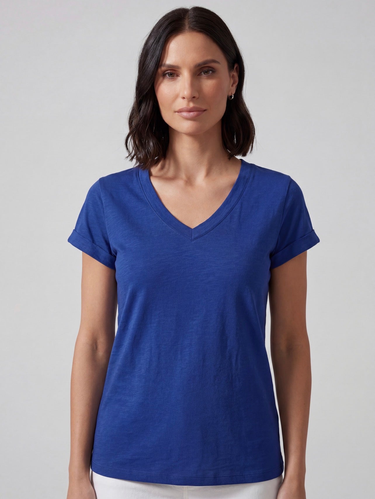 T-SHIRT BLU NAVY SCOLLO A V