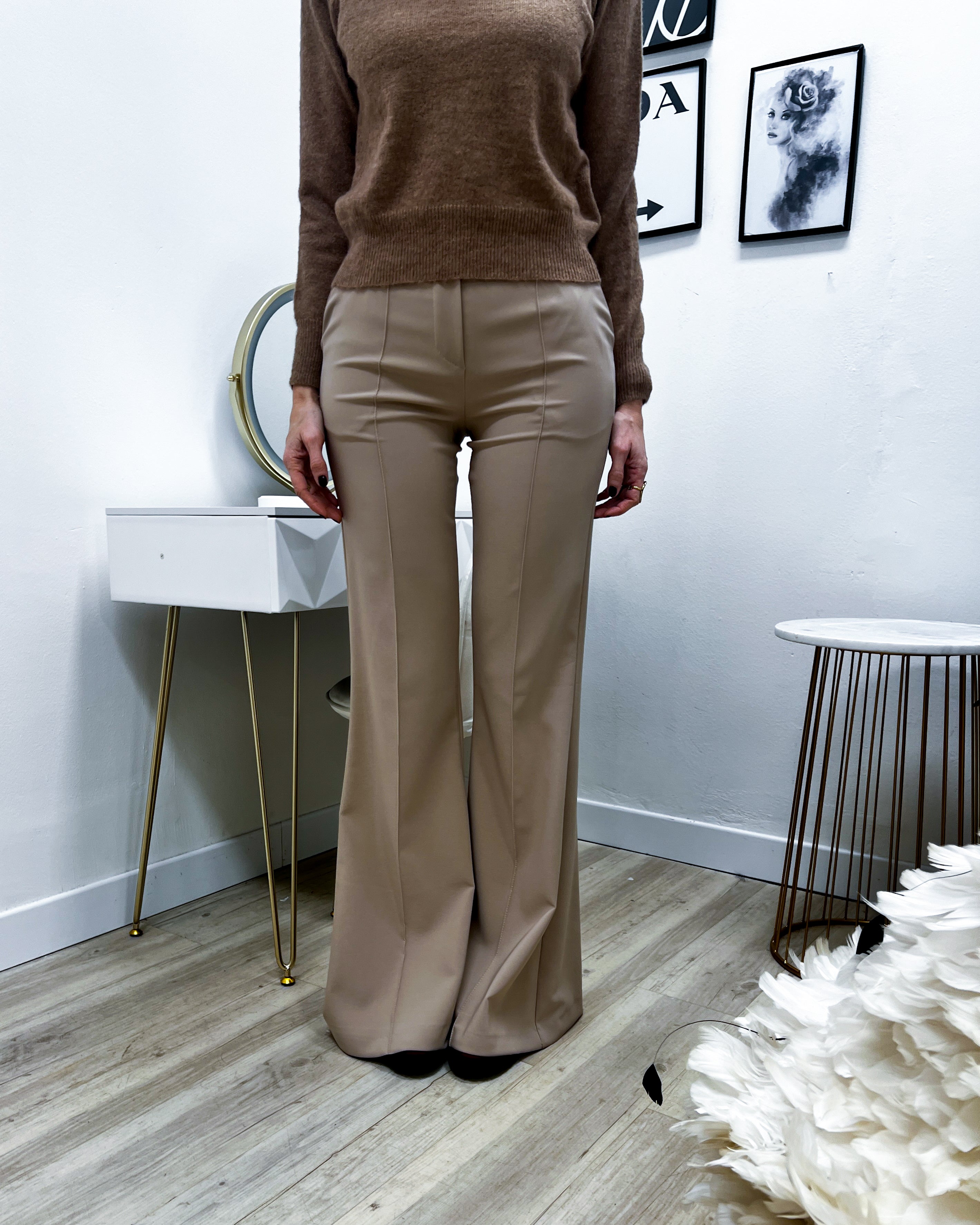 PANTALONI A ZAMPA BEIGE