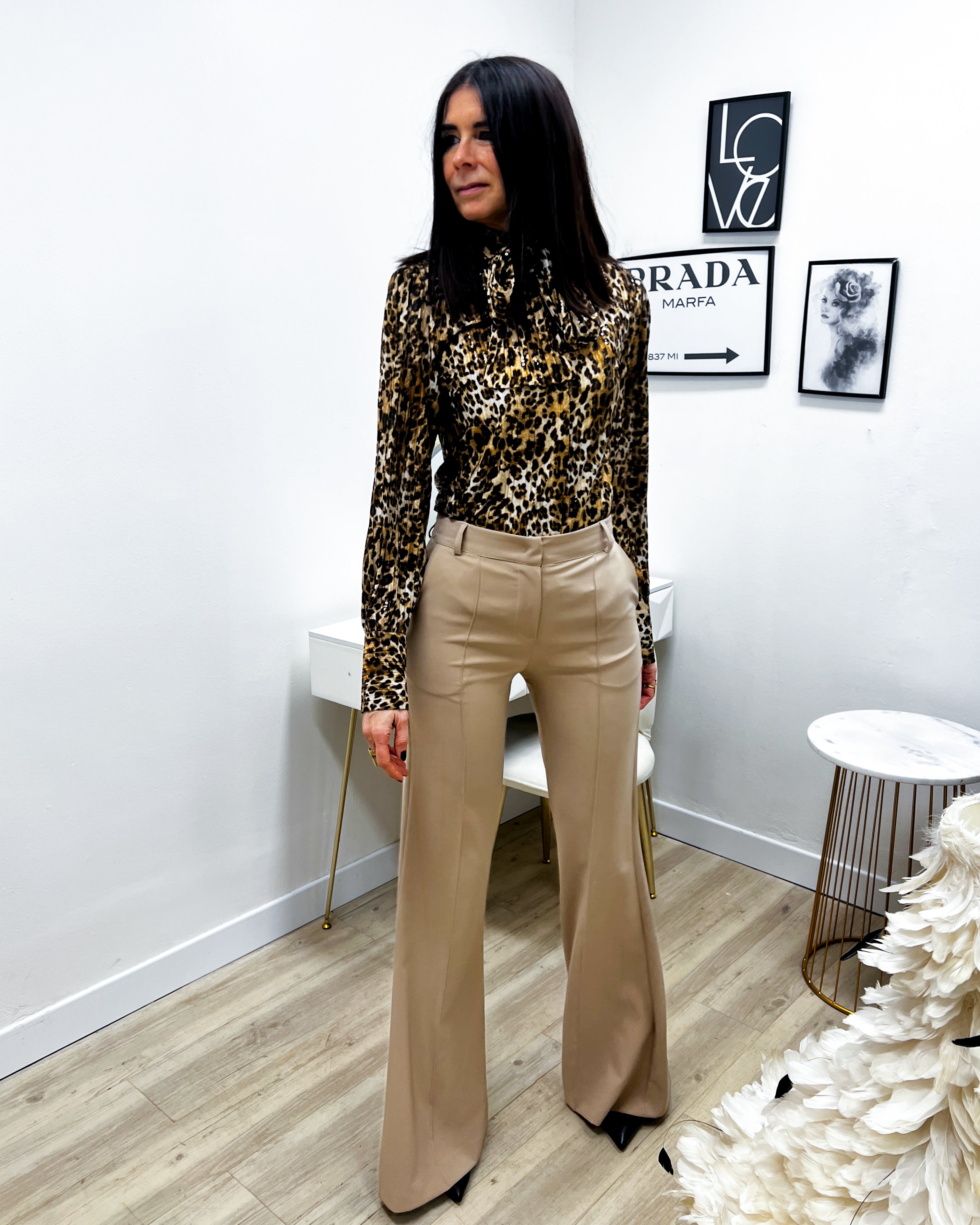 PANTALONI A ZAMPA BEIGE