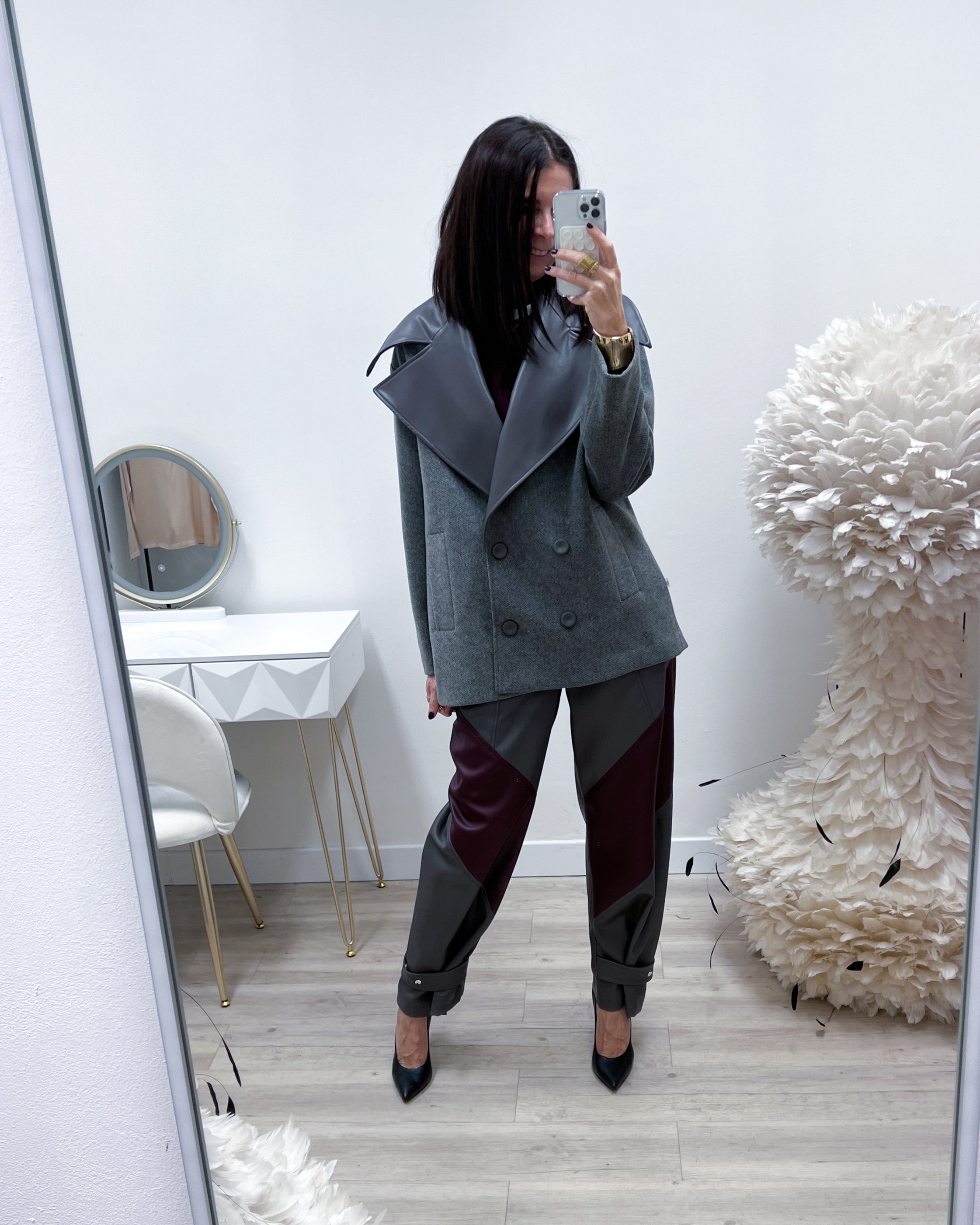 PANTALONI ECOPELLE CON INSERTI