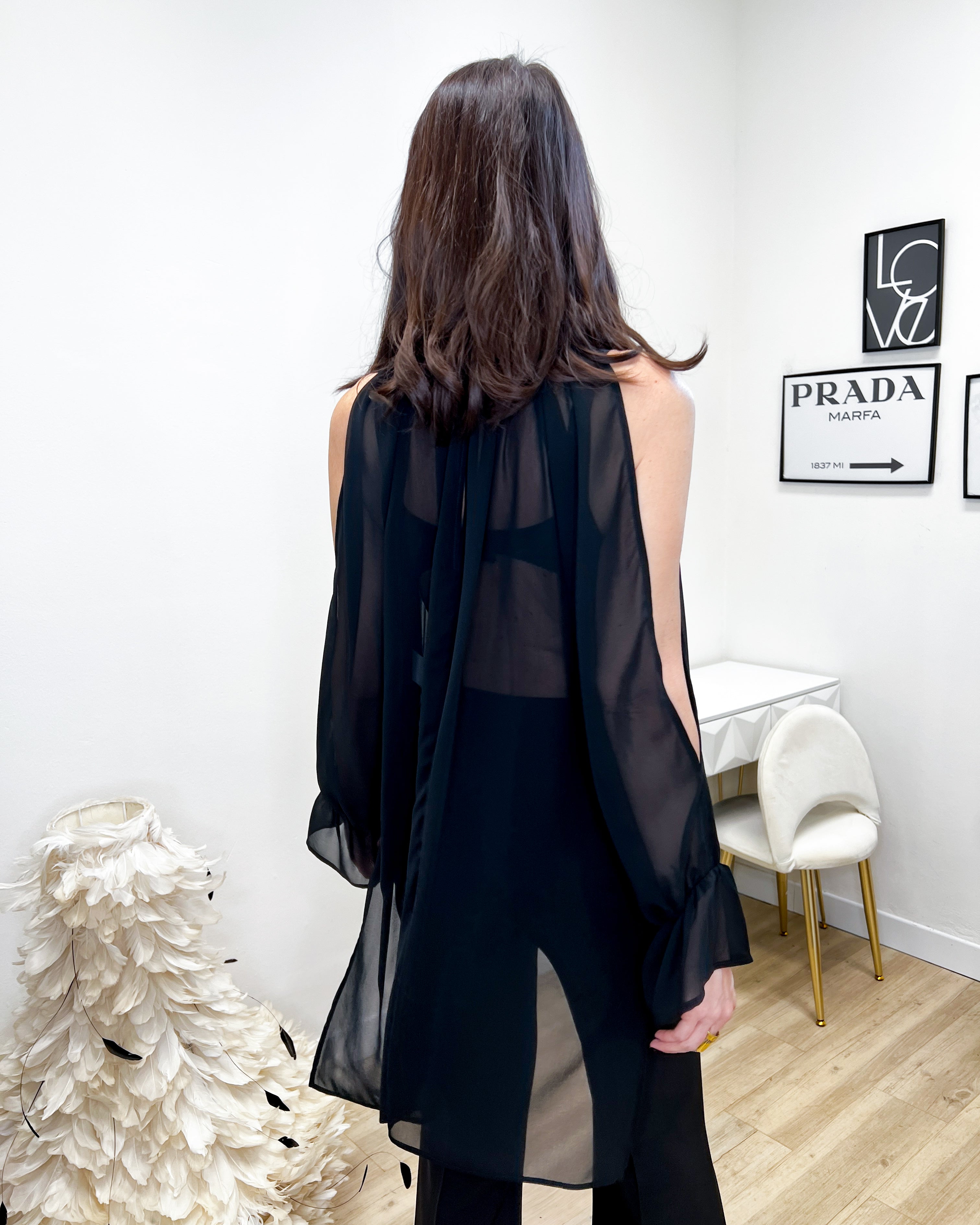 BLUSA NERA SEMITRASPARENTE