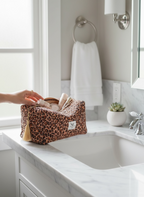 TROUSSE BEAUTY LEO