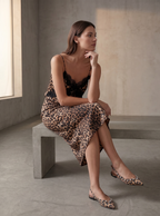 SLINGBACK ANIMAL CHIC