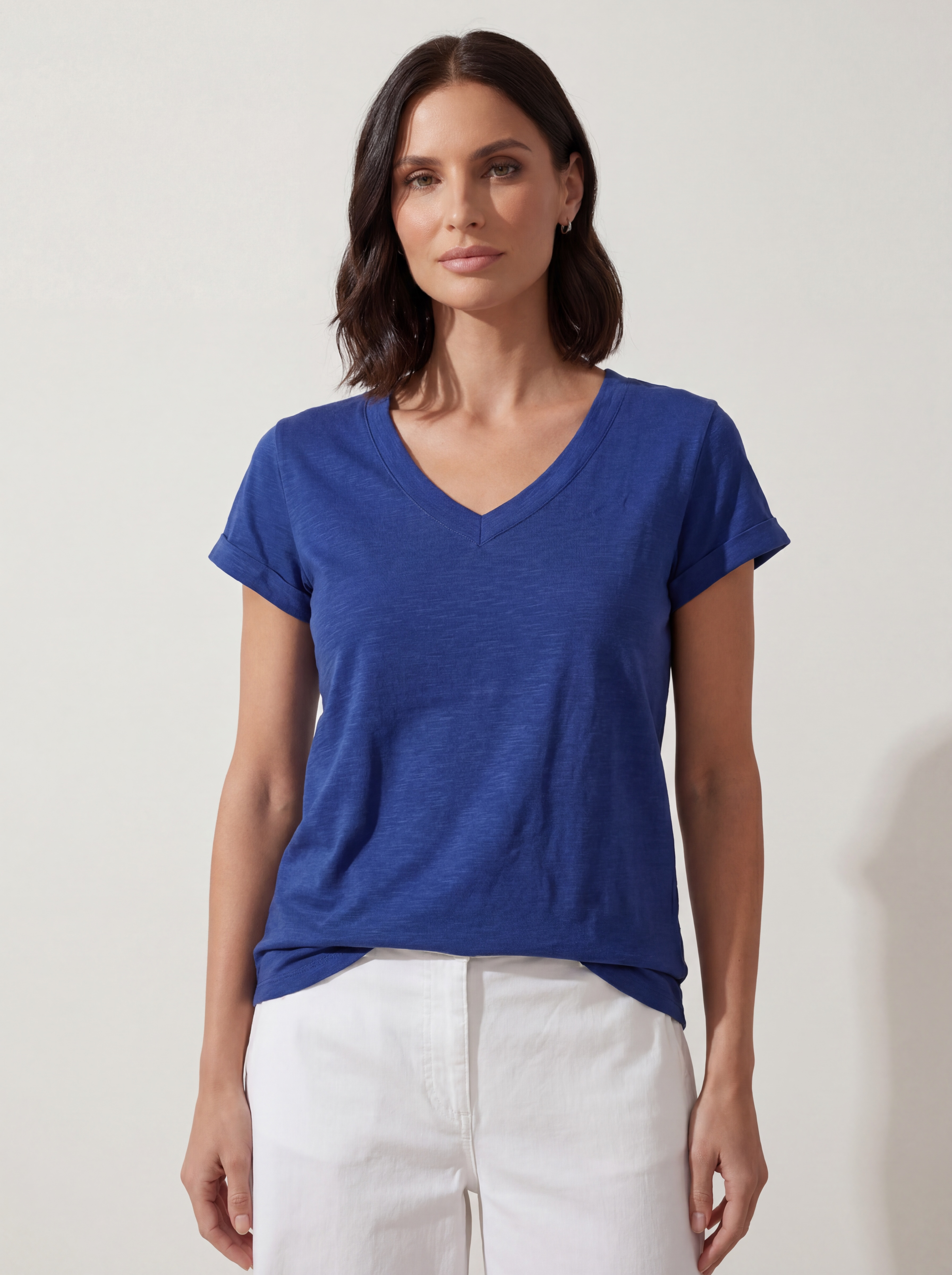 T-SHIRT BLU NAVY SCOLLO A V